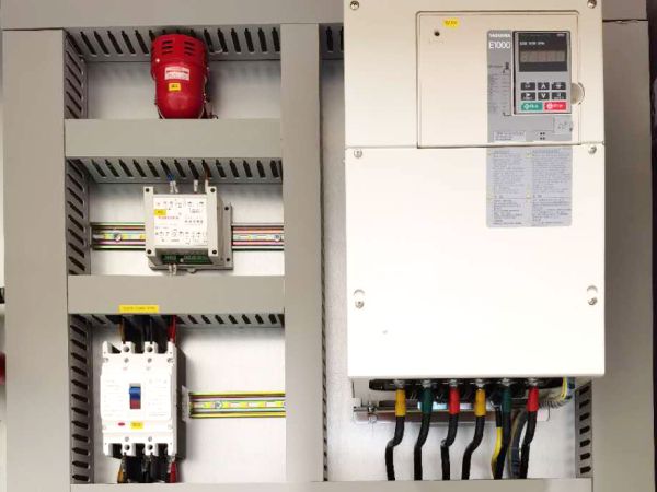 變頻柜細(xì)節(jié) 變頻柜細(xì)節(jié)